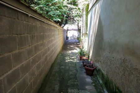 Casa à venda com 180m², 3 quartos e 3 vagas Casa à venda com 180m², 3 quartos e 3 vagasGaragem