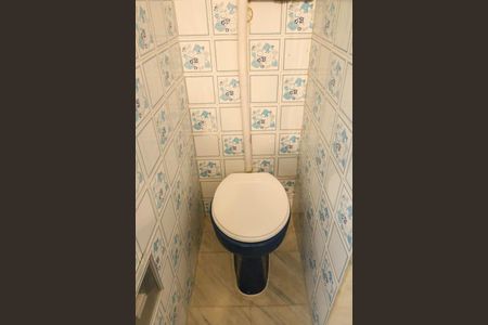 Casa à venda com 180m², 3 quartos e 3 vagas Casa à venda com 180m², 3 quartos e 3 vagasSuite Externa
