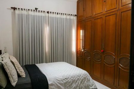 Casa à venda com 180m², 3 quartos e 3 vagas Casa à venda com 180m², 3 quartos e 3 vagasQuarto 3 - 2º Pavimento