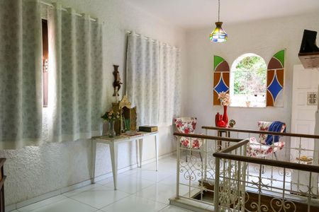 Casa à venda com 180m², 3 quartos e 3 vagas Casa à venda com 180m², 3 quartos e 3 vagasSala - 2º Pavimento
