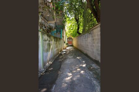 Casa à venda com 180m², 3 quartos e 3 vagas Casa à venda com 180m², 3 quartos e 3 vagasGaragem