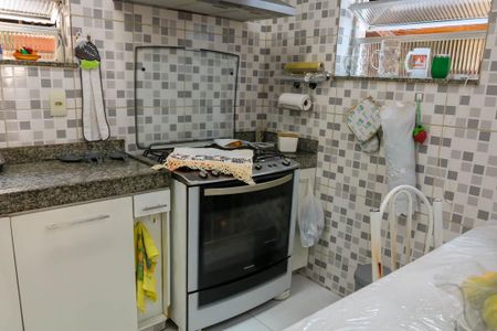 Casa à venda com 180m², 3 quartos e 3 vagas Casa à venda com 180m², 3 quartos e 3 vagasCozinha - 1º Pavimento