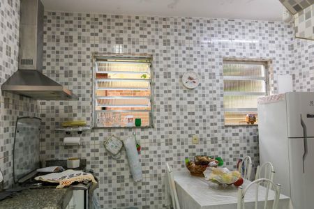 Casa à venda com 180m², 3 quartos e 3 vagas Casa à venda com 180m², 3 quartos e 3 vagasCozinha - 1º Pavimento