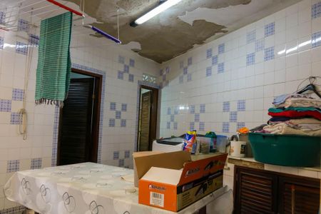Casa à venda com 180m², 3 quartos e 3 vagas Casa à venda com 180m², 3 quartos e 3 vagasÁrea de Serviço
