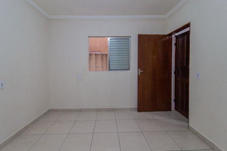 Quarto de casa para alugar com 1 quarto, 70m² em Vila Tavares, Mauá