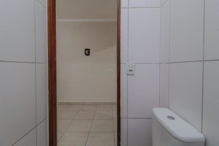 Banheiro de casa para alugar com 1 quarto, 70m² em Vila Tavares, Mauá