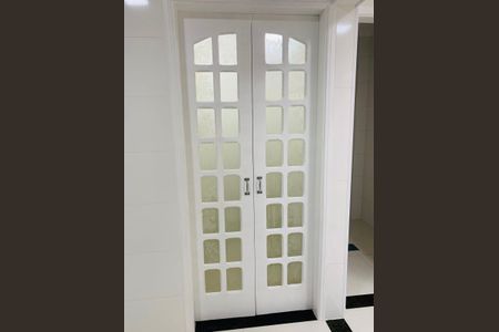 Cozinha de apartamento para alugar com 2 quartos, 90m² em Embaré, Santos