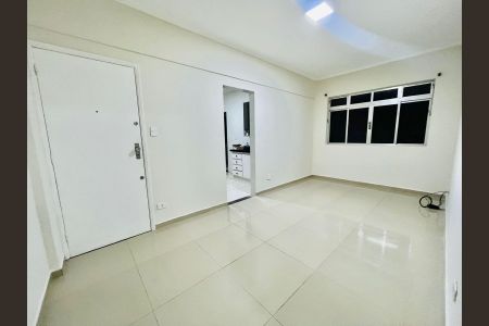 Sala de apartamento para alugar com 2 quartos, 90m² em Embaré, Santos