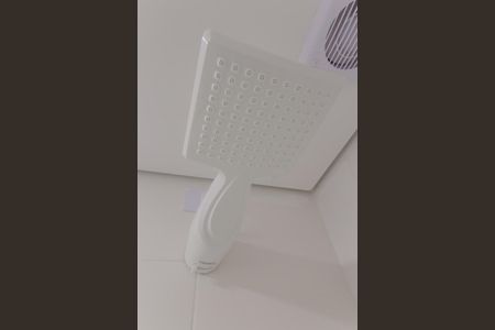 Apartamento para alugar com 57m², 2 quartos e 1 vagaDetalhe do banheiro