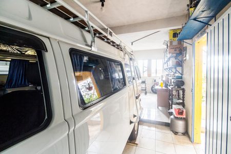 Casa à venda com 176m², 3 quartos e 2 vagas Casa à venda com 176m², 3 quartos e 2 vagasGaragem