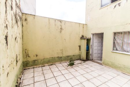 Casa à venda com 176m², 3 quartos e 2 vagas Casa à venda com 176m², 3 quartos e 2 vagasQuintal