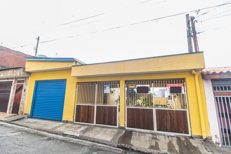 Casa à venda com 176m², 3 quartos e 2 vagas Casa à venda com 176m², 3 quartos e 2 vagasVista da Rua