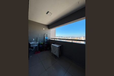 Varanda de apartamento para alugar com 3 quartos, 55m² em Vila Assis Brasil, Mauá