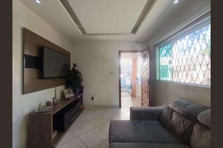 Casa para alugar com 101m², 3 quartos e 4 vagasSala