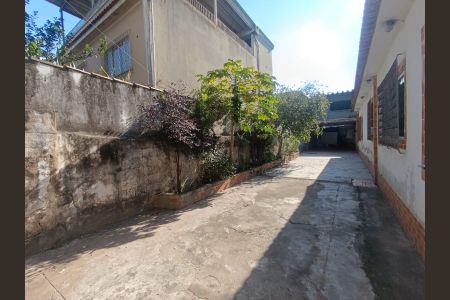 Casa para alugar com 101m², 3 quartos e 4 vagasQuintal