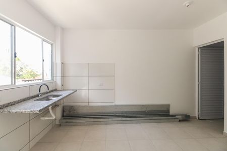 Apartamento para alugar com 32m², 1 quarto e sem vaga Apartamento para alugar com 32m², 1 quarto e sem vagaSala e Cozinha