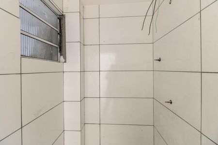 Banheiro  de apartamento para alugar com 1 quarto, 32m² em Penha de França, São Paulo