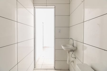 Apartamento para alugar com 32m², 1 quarto e sem vaga Apartamento para alugar com 32m², 1 quarto e sem vagaBanheiro