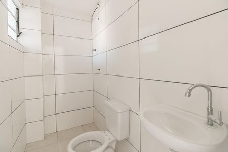 Banheiro de apartamento para alugar com 1 quarto, 32m² em Penha de França, São Paulo