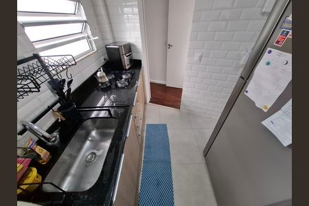 Apartamento para alugar com 65m², 2 quartos e 1 vagaCozinha 