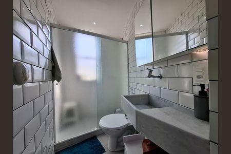 Apartamento para alugar com 65m², 2 quartos e 1 vagaBanheiro 