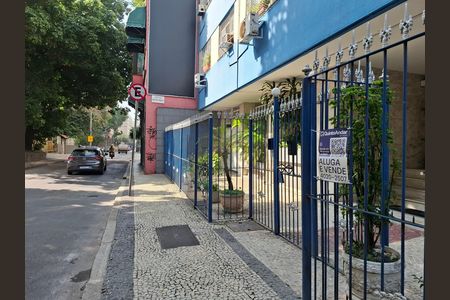 Apartamento para alugar com 65m², 2 quartos e 1 vagaFachada 