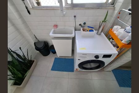 Apartamento para alugar com 65m², 2 quartos e 1 vagaÁrea de serviço 
