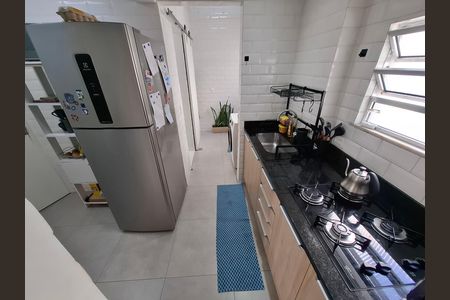 Apartamento para alugar com 65m², 2 quartos e 1 vagaCozinha 