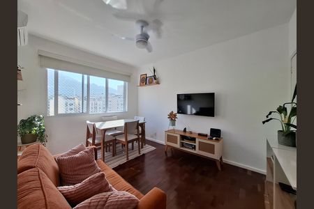 Sala de apartamento para alugar com 2 quartos, 65m² em Flamengo, Rio de Janeiro