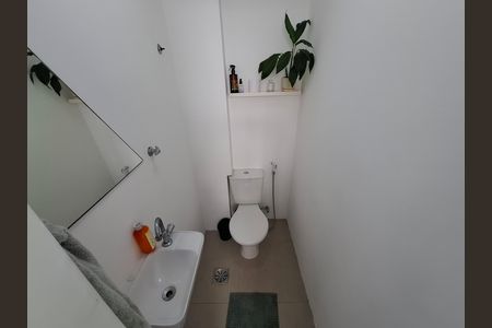 Apartamento para alugar com 65m², 2 quartos e 1 vagaÁrea de serviço 