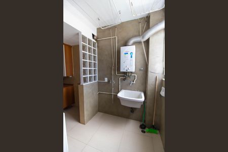 Apartamento à venda com 102m², 3 quartos e 1 vaga Apartamento à venda com 102m², 3 quartos e 1 vagaCozinha e Área de Serviço