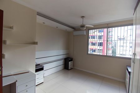 Apartamento à venda com 102m², 3 quartos e 1 vaga Apartamento à venda com 102m², 3 quartos e 1 vaga Suíte