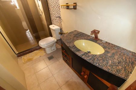Apartamento à venda com 102m², 3 quartos e 1 vaga Apartamento à venda com 102m², 3 quartos e 1 vagaBanheiro da Suíte