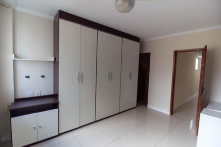 Apartamento à venda com 102m², 3 quartos e 1 vaga Apartamento à venda com 102m², 3 quartos e 1 vaga Suíte