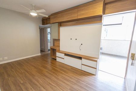 Sala de apartamento à venda com 2 quartos, 75m² em Paquetá, Belo Horizonte