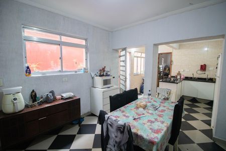 Casa para alugar com 300m², 3 quartos e 1 vaga Casa para alugar com 300m², 3 quartos e 1 vagaCOZINHA