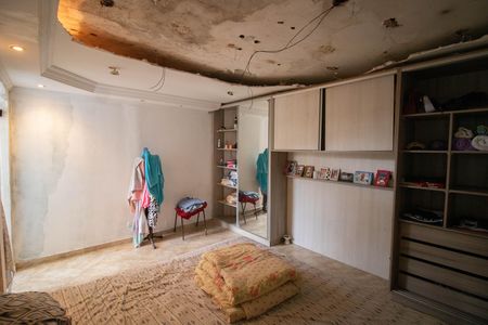 SUÍTE 3 de casa para alugar com 3 quartos, 300m² em Vila Vitorio Mazzei, São Paulo