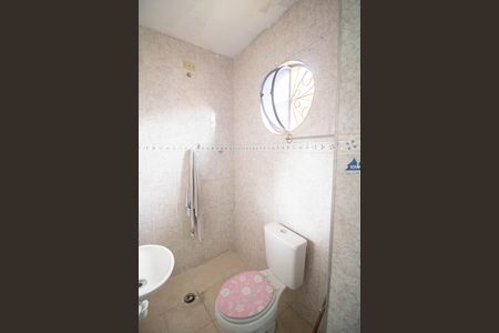 Casa para alugar com 300m², 3 quartos e 1 vaga Casa para alugar com 300m², 3 quartos e 1 vagaBANHEIRO DA SUÍTE 2