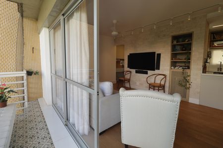 Apartamento à venda com 108m², 3 quartos e 2 vagasVaranda da Sala
