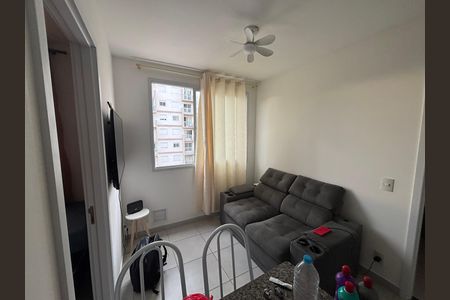 Apartamento para alugar com 34m², 2 quartos e sem vaga Apartamento para alugar com 34m², 2 quartos e sem vagaSala
