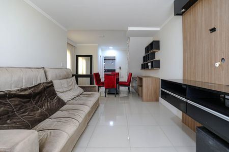 Sala de casa para alugar com 3 quartos, 116m² em Jardim Nathalie, Mogi das Cruzes