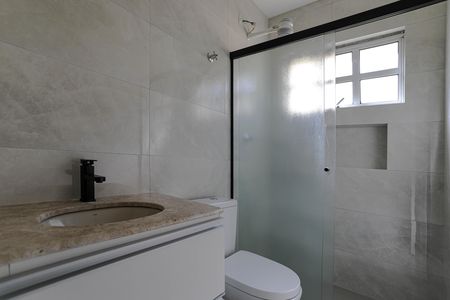 Casa para alugar com 116m², 3 quartos e 2 vagas Casa para alugar com 116m², 3 quartos e 2 vagasBanheiro