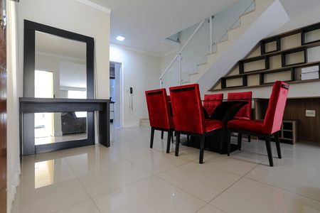 Casa para alugar com 3 quartos, 116m² em Jardim Nathalie, Mogi das Cruzes