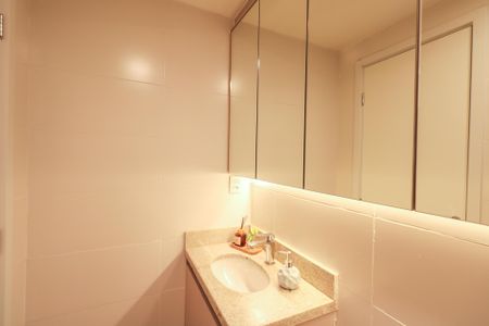 Apartamento à venda com 54m², 2 quartos e 1 vagaBanheiro Social