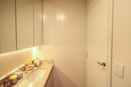 Apartamento à venda com 54m², 2 quartos e 1 vagaBanheiro da Suíte