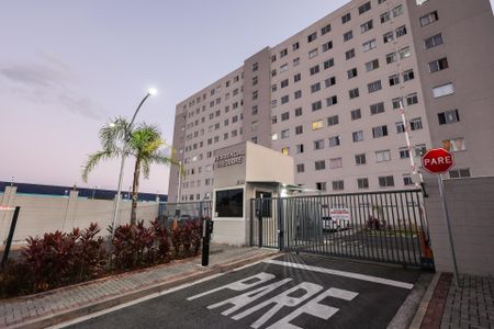 Apartamento para alugar com 42m², 2 quartos e 1 vaga Apartamento para alugar com 42m², 2 quartos e 1 vagaFachada e portaria