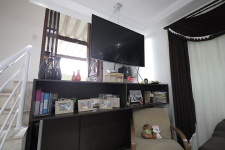 Sala de casa à venda com 4 quartos, 226m² em Jardim Santo Alberto, Santo André