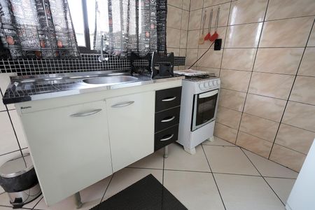 Casa à venda com 226m², 4 quartos e 2 vagas Casa à venda com 226m², 4 quartos e 2 vagasCozinha 2