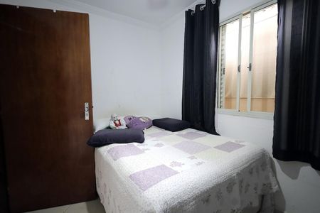 Casa à venda com 226m², 4 quartos e 2 vagas Casa à venda com 226m², 4 quartos e 2 vagasQuarto 1