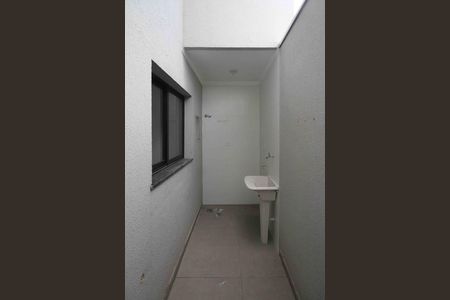 Casa para alugar com 70m², 2 quartos e 1 vaga Casa para alugar com 70m², 2 quartos e 1 vagaÁrea de Serviço